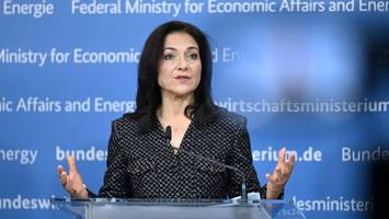 Wirtschaftsministerin Reiche fordert Stopp von Frühverrentung