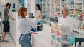impfung, vorsorge & co.: das können kunden bald in der apotheke bekommen