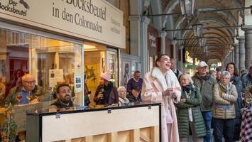 Vom Weinladen bis zur Elbphilharmonie: Das Festival, das ins Wohnzimmer kommt