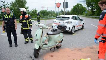 Unfall an Auffahrt zur A25 in Bergedorf: Rollerfahrer von Auto erfasst