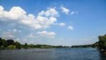 Badewetter: Hitze-Wochenende: Stadt mahnt zum Schutz der Natur am See