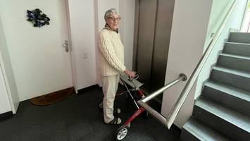 Hamburgerin (87) wohnt barrierefrei – doch der Fahrstuhl ist immer wieder defekt