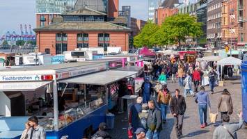 Schnäppchenjagd auf dem Hamburger Fischmarkt: Wo es hier wirklich Angebote gibt