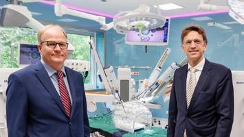 science-fiction in alsterdorf: israelitisches krankenhaus setzt auf op-roboter