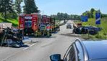 Geisterfahrer stirbt: Zwei Verletzte nach Horror-Crash aus Klinik entlassen