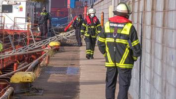 Großeinsatz im Hamburger Hafen: Sieben Verletzte bei Brand auf Frachtschiff