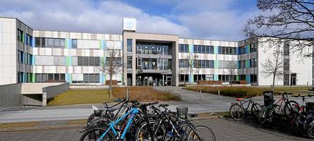 Stadt Augsburg soll bei neuer Realschule Gas geben – gibt es eine schnelle Zwischenlösung?
