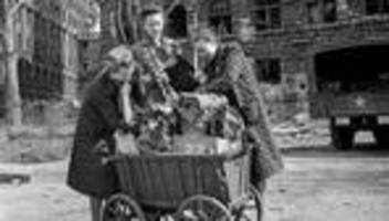 Reiseberichte über Deutschland: »Von jeher schwankte das deutsche Wesen«