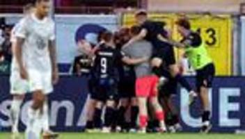 Bundesliga, Relegationsrückspiel: Paderborn steigt in erste Bundesliga auf, Wolfsburg steigt ab