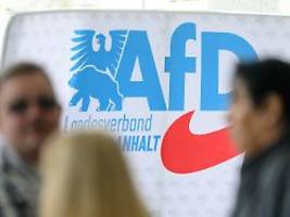 wahlkampf trotz krankschreibung: verstoß gegen dienstpflicht? afd-kandidat streitet vorwurf ab