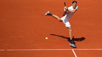 French Open: Zverev locker weiter, einen Deutschen hat es schon früh erwischt