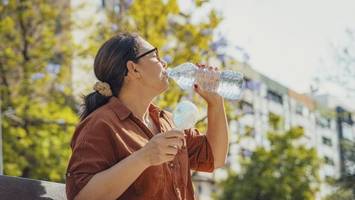 Trinken bei Hitze: Experte empfiehlt statt Wasser dieses Getränk