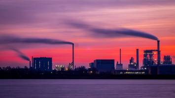 deutsche industrie steigert im ersten quartal umsatz – zum ersten mal seit 2023