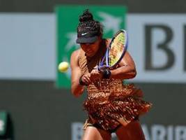 Bei Siegemunds Erstrundenaus: Naomi Osaka überrascht mit French-Open-Outfit