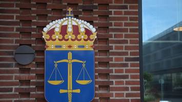 zehn jahre haft gefordert: mann soll 120 männern sex mit ehefrau verkauft haben