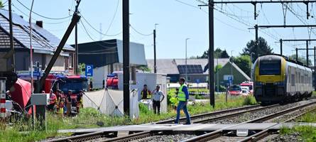Schulbus in Belgien von Zug erfasst – vier Tote