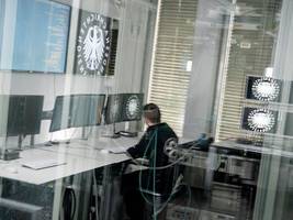 Gesetzentwurf zur Cybersicherheit: Wer schlägt die Hacker am besten zurück?