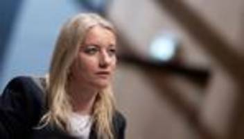 Verurteilter Staatsanwalt: Ministerin unter Druck – Ausschuss zu «Justizskandal» kommt