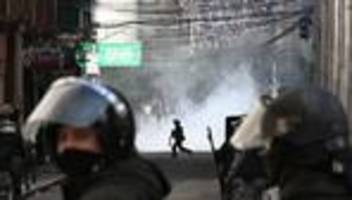 Südamerika: Boliviens Parlament ermöglicht Armee-Einsatz gegen Massenproteste