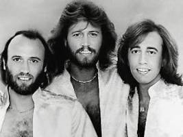 Falsche Todesmeldung : Trauer um Bee-Gees-Sänger Barry Gibb - doch er lebt