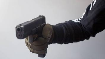 Streit endet mit tödlichem Schuss in den Hinterkopf – 66-Jähriger vor Gericht