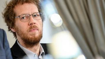 Vetternwirtschaft? Grünen-Stadtrat von Friedrichshain-Kreuzberg kassiert Rüge