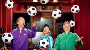 Fußballhits aus Hamburg: „Wir brauchen keine Eier, wir haben Pferdeschwänze“