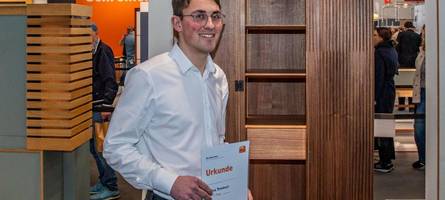 Wer baut den schönsten Schrank? Vitus Brandmair will zur EM für Schreiner
