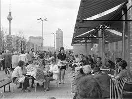 Berlin: Mokka vom Hocker