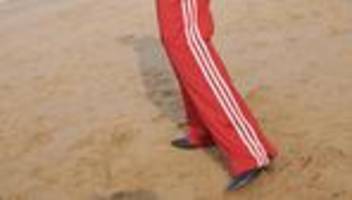 Adidas-Trainingshose: Ihr Heuchler