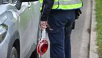 alkohol am steuer: autofahrer mit vier promille erwischt