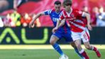 2. Fußball-Bundesliga: Herthas Michelbrink bleibt noch ein Jahr in Cottbus