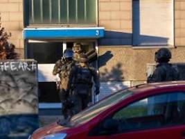 250 beamte im einsatz: razzia bei hells angels-mitgliedern