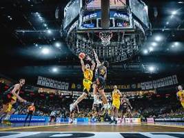 auch bonn gelingt turnaround: alba berlin zittert playoff-comeback ins ziel