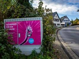 kündigungsschutz bis ende 2028: mehr geld für telekom-beschäftigte - noch mehr für verdi-mitglieder