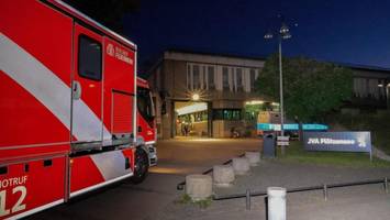 Feuer in der JVA Plötzensee: Häftling kommt bei Zellenbrand ums Leben