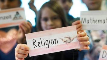 muss mein kind nicht am religionsunterricht teilnehmen? was eltern wissen sollten