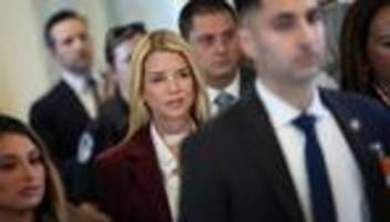 Epstein-Akten: Ex-US-Justizministerin Bondi verweigert Antwort auf Fragen zu Trump