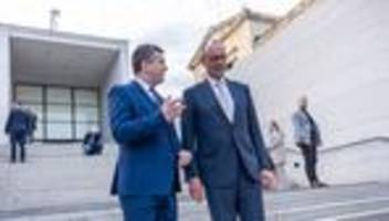 Koalition: Schulze weist Gerüchte über Ablösung von Merz zurück
