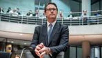 Pkw-Maut: Andreas Scheuer muss wegen gescheiterter Pkw-Maut vor Gericht