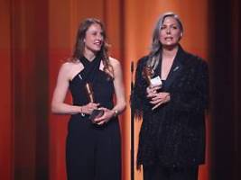 Wenders spricht über Kontroverse: In die Sonne schauen räumt beim deutschen Filmpreis ab