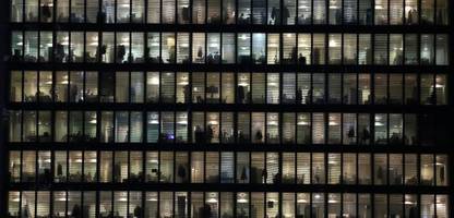Arbeitszeit: Ökonomen schlagen Ausweitung nur für Bürobeschäftigte vor