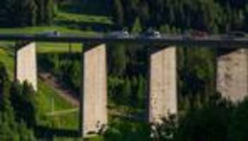 Brenner-Blockade: Behörden und Helfer bereiten sich auf Brenner-Sperrung vor