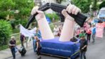 Demonstration: Demonstration gegen Stationierung von Mittelstreckenwaffen