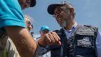 Virus: Im Ebola-Gebiet: WHO-Chef fordert bessere Zusammenarbeit