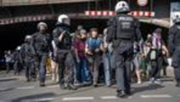 Klimademo: Tausende Menschen demonstrieren in Westfalen gegen neue Gaskraftwerke