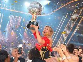 nach let's dance-sieg: anna-carina woitschack verkündet pläne für neue tv-show