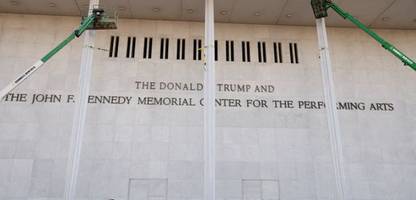 Name Donald Trump muss von Kennedy Center verschwinden