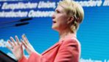 Wirtschaft im Osten: Schwesig fordert Bund-Länder-Gipfel für gemeinsame Wirtschaftspolitik