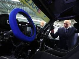 außen volga, innen geely: wie china russlands einst boomenden automarkt erobert